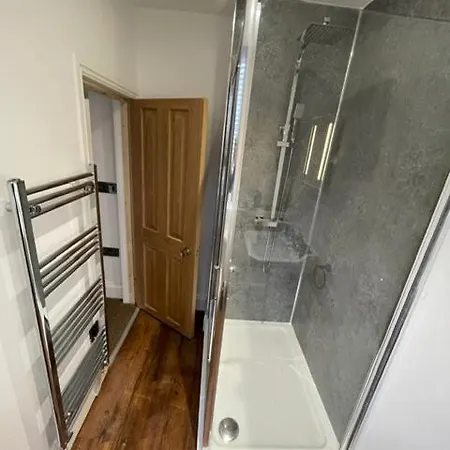 Homestay Church Street Cyclist Haven *